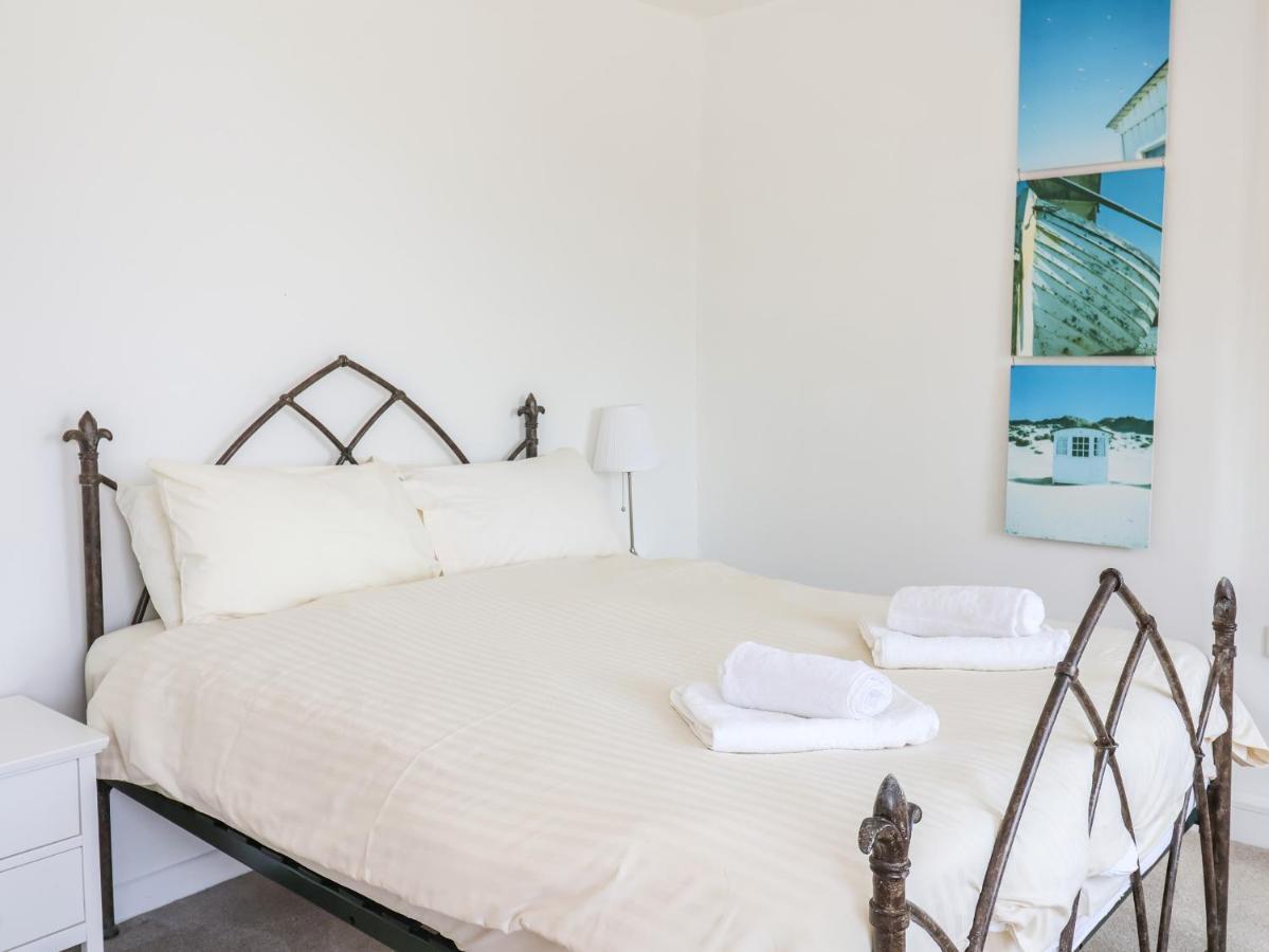 The Penthouse Apartment Lyme Regis Exterior foto